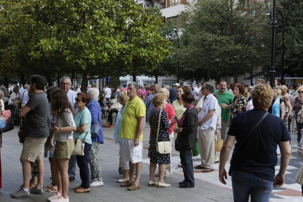 Despedida Arturo Fernández: Capilla ardiente en el teatro Jovellanos de Gijón