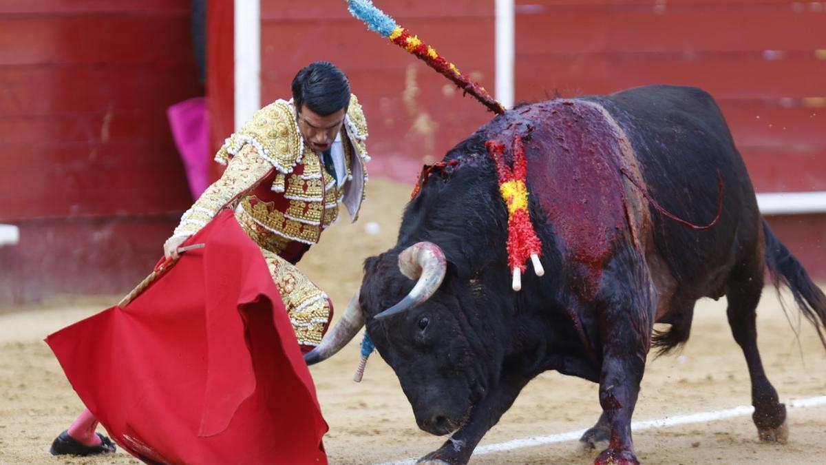 El torero Emilio de Justo con 'Enamorado' en la Feria de Julio de 2023.