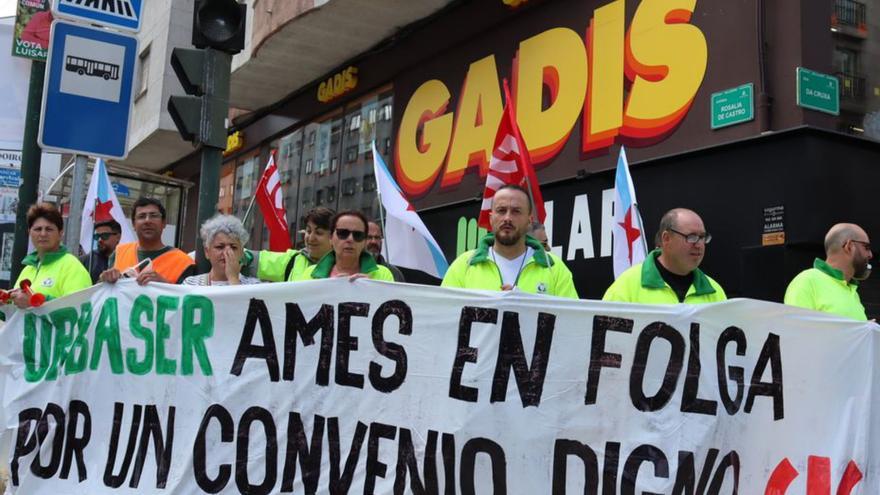 Trabajadores de la limpieza en Ames en una de sus protestas / cig