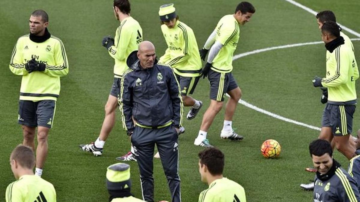 Zidane pondrá a trabajar a sus jugadores