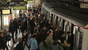 32891764 60-metro-linea-1-plaza-espaa