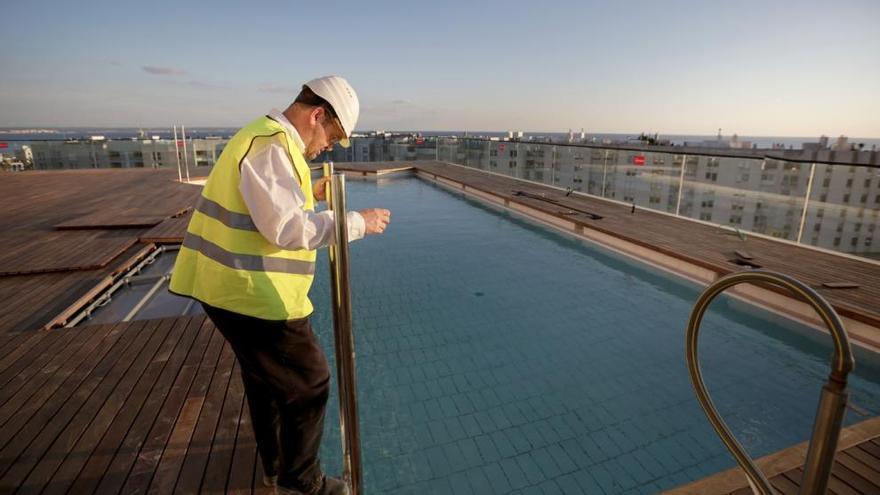 Auch der Pool auf dem Dach des Kongresspalasts kann bald besichtigt werden.