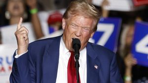 Reportan disparos en un lugar cercano a donde está Trump, que se encuentra a salvo