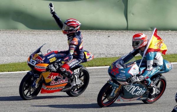 Marc Márquez se corona en Cheste