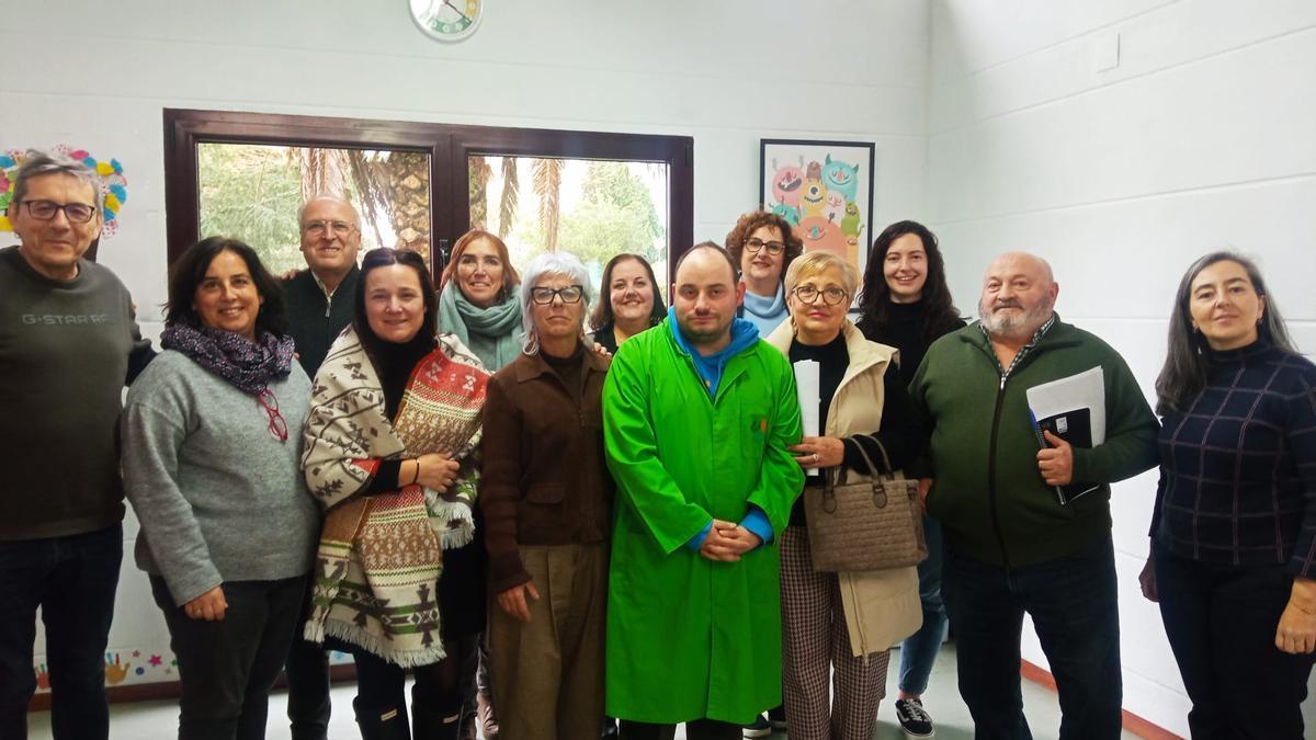 Integrantes de las juntas directivas de la Asociación Fraternidad y de la Red europea Centro de Apoyo a la Integración de Villamil.
