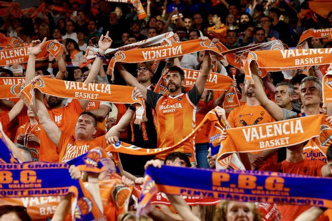Así se vivió en el Roig Arena la histórica clasificación para los playoff de la Euroliga
