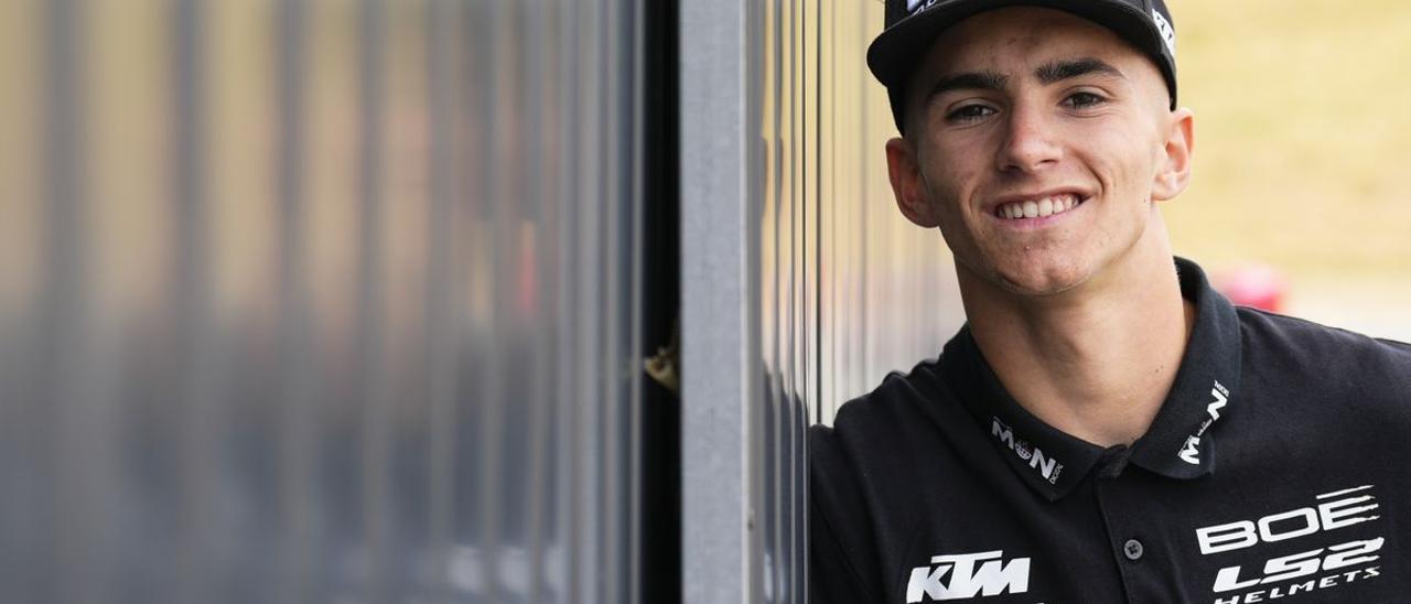 El sevillano David Muñoz, de 16 años, el último gran descubrimiento del motociclismo español, en Sachsenring.