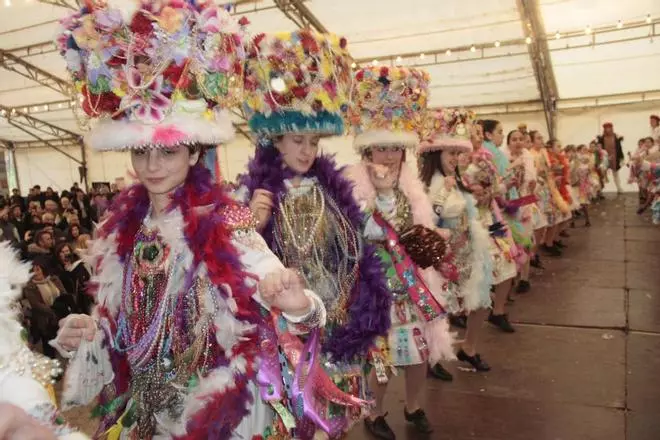 Carnaval en Galicia 2019 | Las Madamas e Galáns vuelven a bailar en Vilaboa