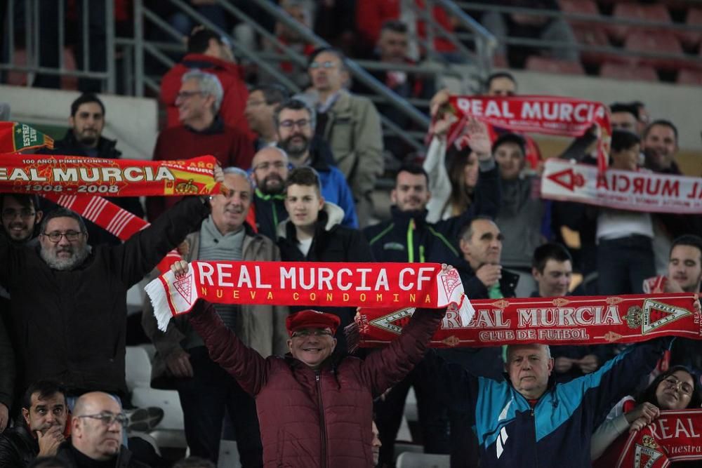 Ambiente en las gradas del Real Murcia - FC Cartagena