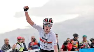 Pogacar entrena en el Velódromo Luis Puig de València para asaltar Roubaix y un nuevo Tour