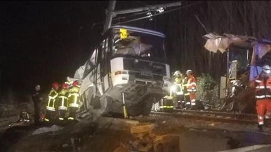 Cinco muertos en un accidente de un autobús escolar en Francia