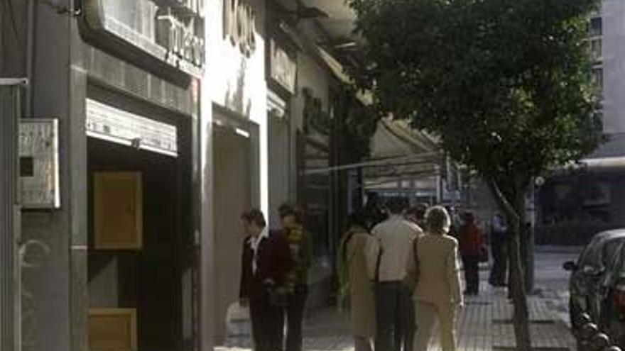 Los comerciantes de Santa Marina de Badajoz cierran mañana durante diez minutos