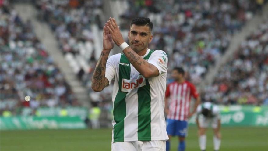 Reyes: &quot;Me gustaría seguir más tiempo en Córdoba&quot;