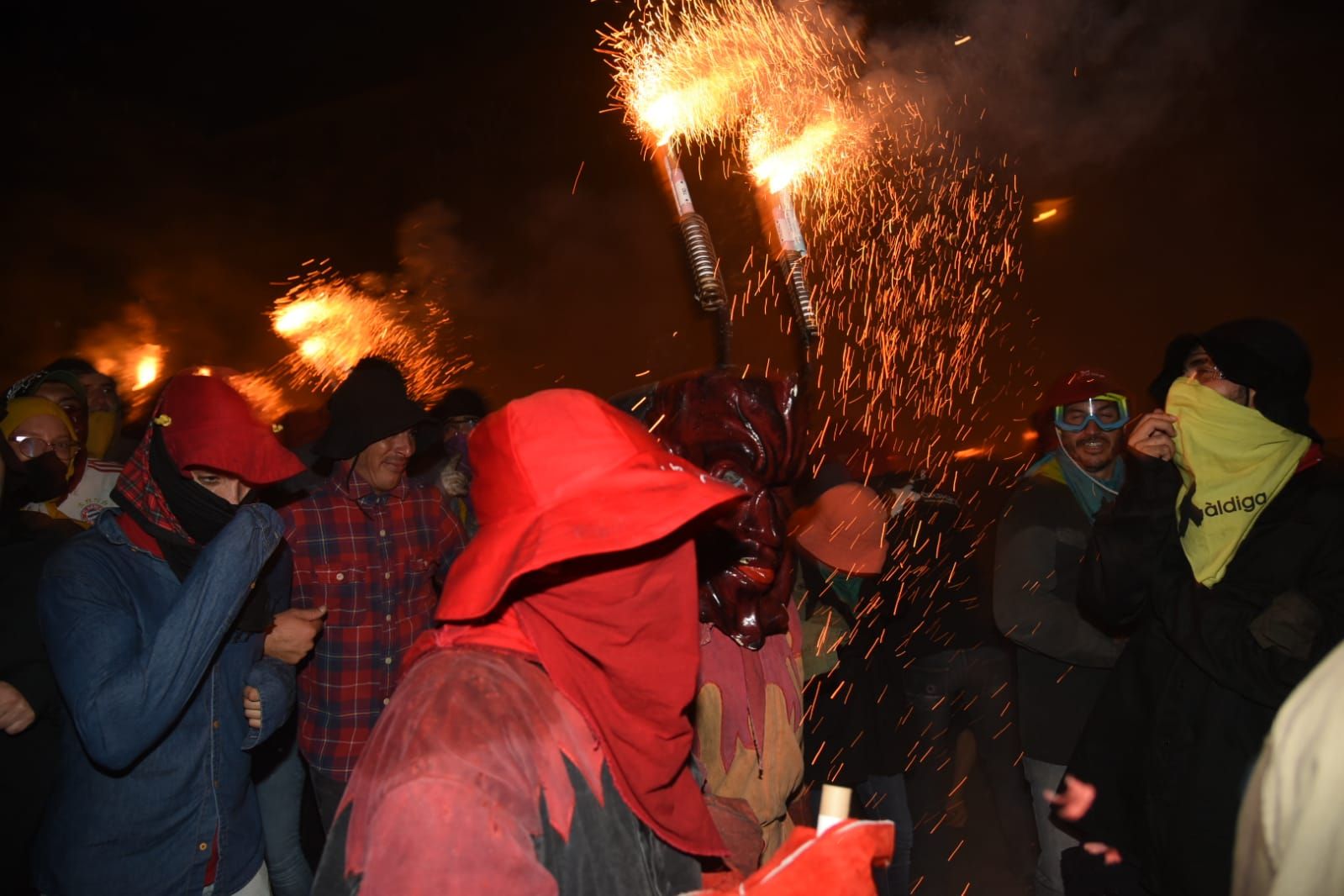 Troba't a les imatges del correfoc de Manresa