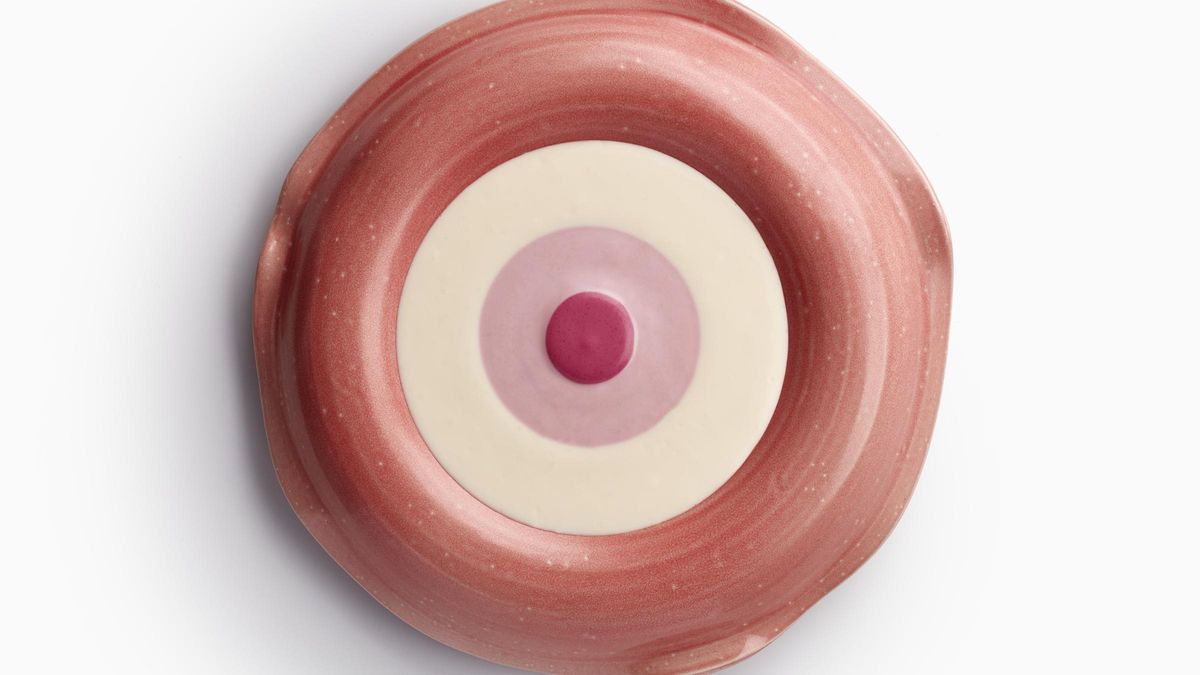 La ensaladilla rosa del restaurante Alejandro Serrano.