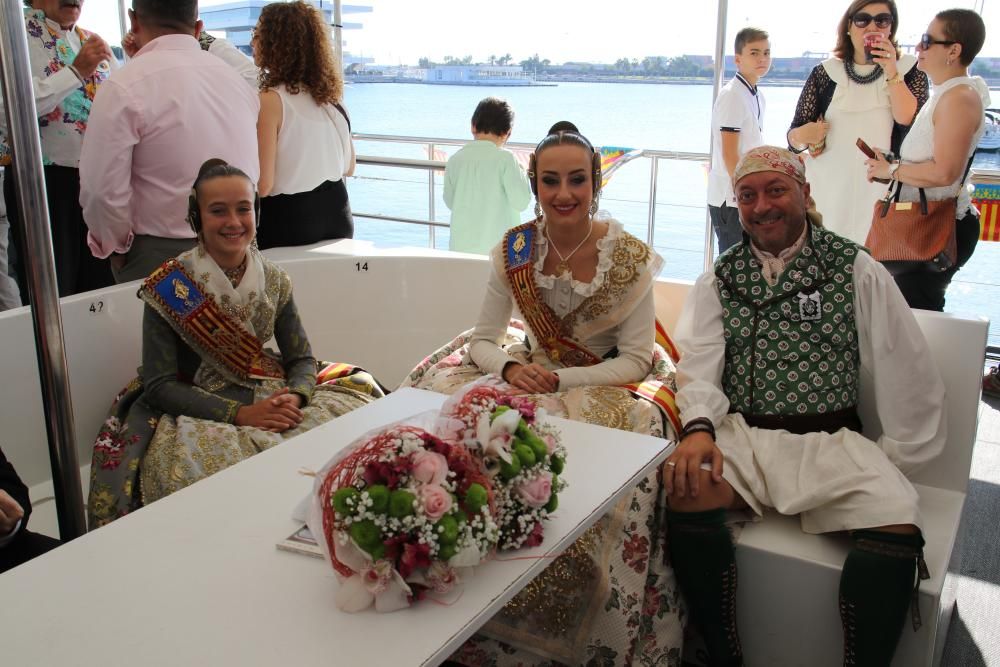 Ofrenda de las fallas del Marítimo a la Virgen sumergida