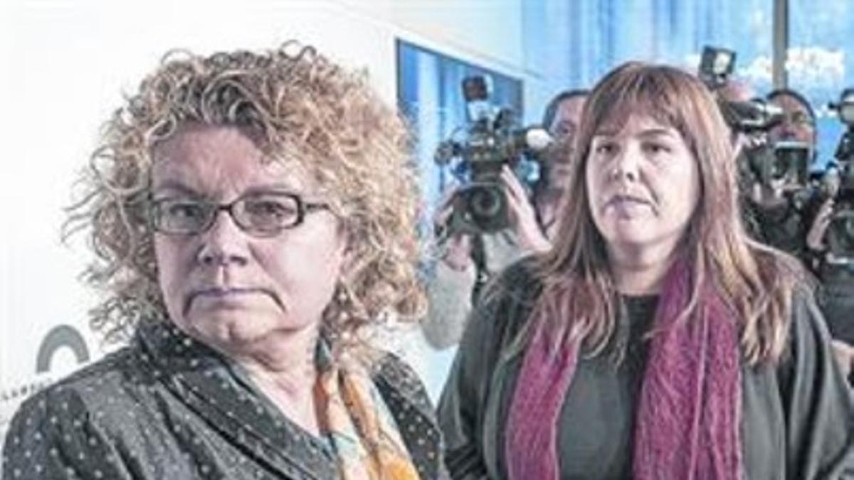 Marina Geli y Núria Ventura, el pasado 16 de enero en el Parlament.