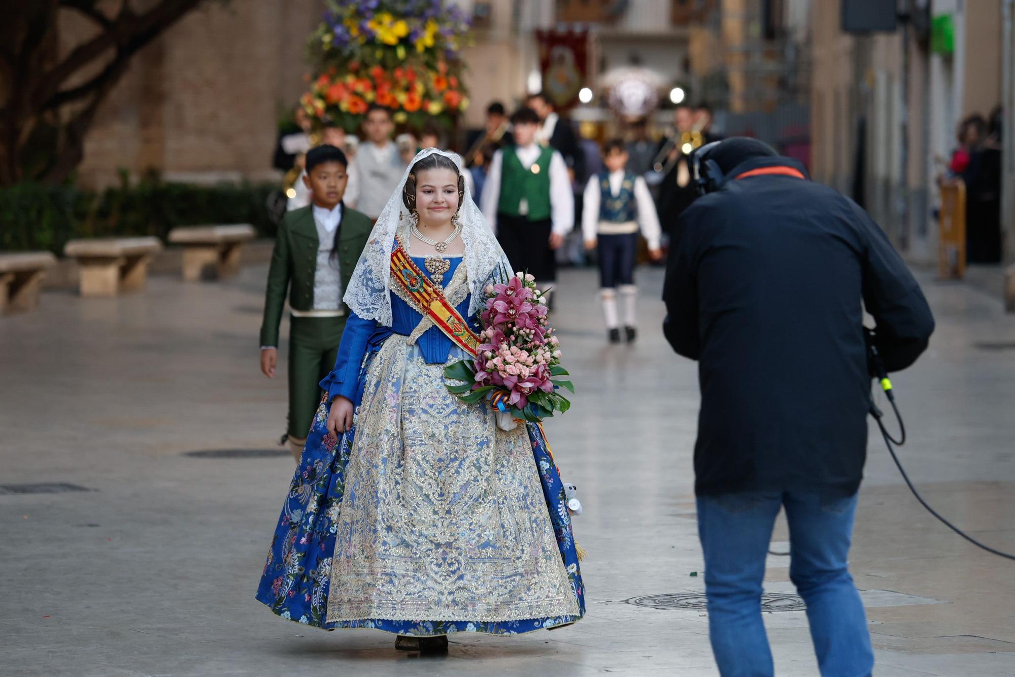 Búscate en el primer día de la Ofrenda en la calle San Vicente entre las 18:00 y las 19:00