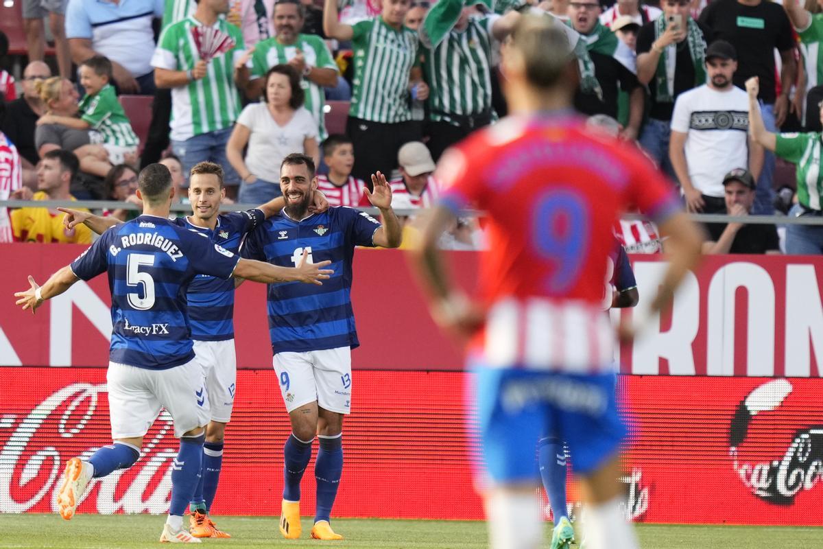 Borja Iglesias remunta a Girona i segella el bitllet del Betis per a la Lliga Europa