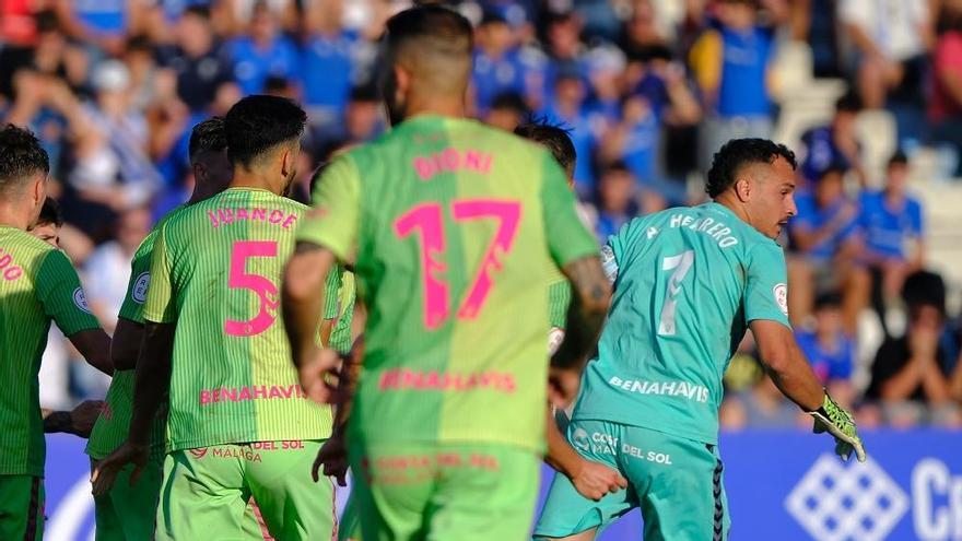 El Málaga CF ata el play off tras empatar en San Fernando (1-1)