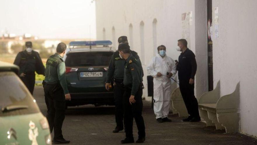 Profanan más de veinte tumbas en un cementerio valenciano