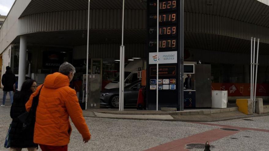 La Semana Santa acelera los precios de los carburantes en Aragón