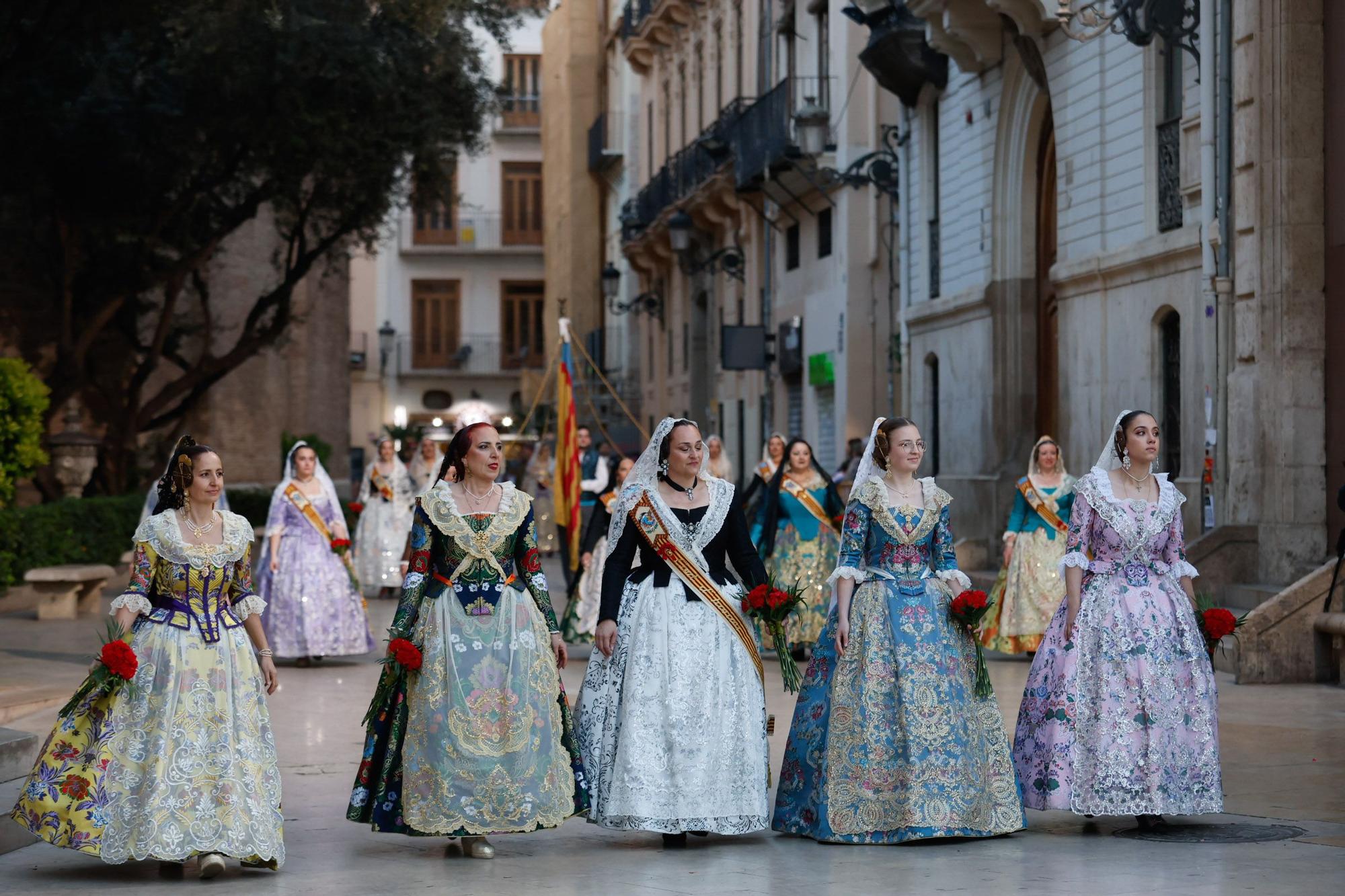 Búscate en el primer día de la Ofrenda en la calle San Vicente entre las 18:00 y las 19:00