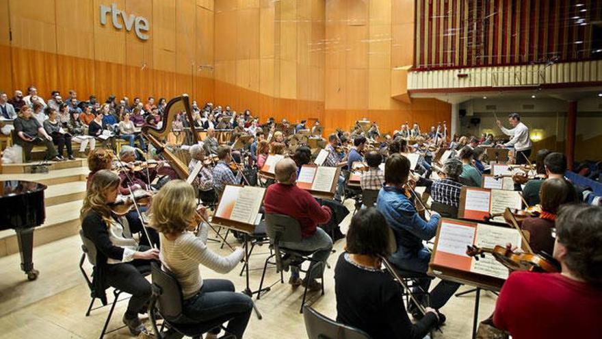 Los seleccionados tocarán junto a la Orquesta Sinfónica de RTVE