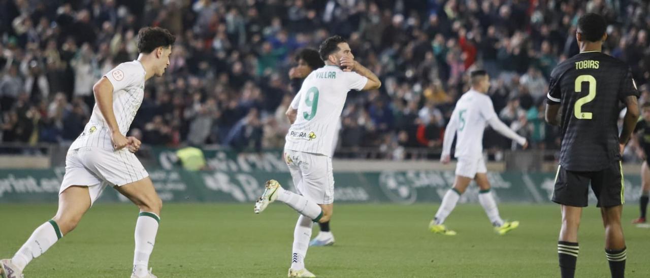 Juan Villar, durante la celebración de su gol ante el Castilla.