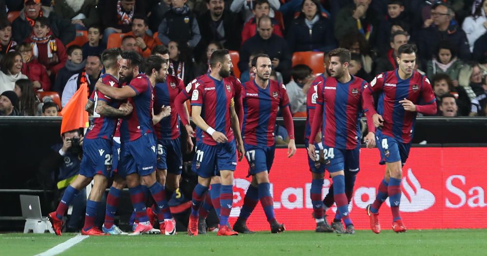 Valencia - Levante: Las imágenes del Derbi