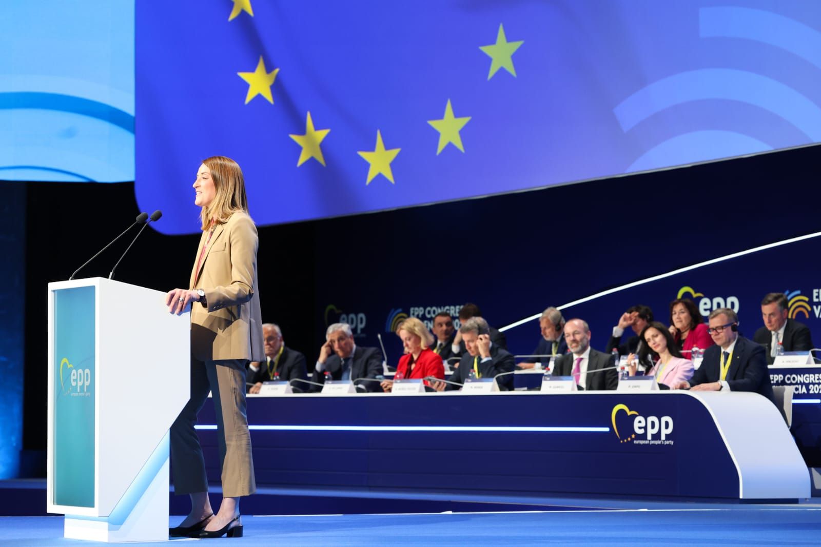 La primera jornada del congreso del PPE en València, en imágenes