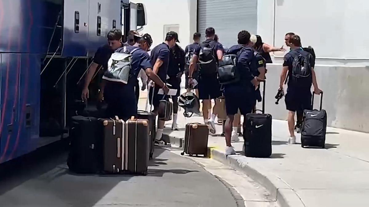 El Barça llega al hotel de concentración