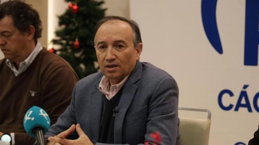 El PP designa senador autonómico a Laureano León: el pacto con Vox no avanza