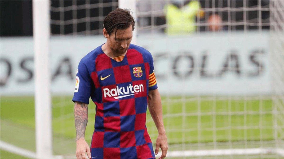 Leo Messi medita seguir en el Barça