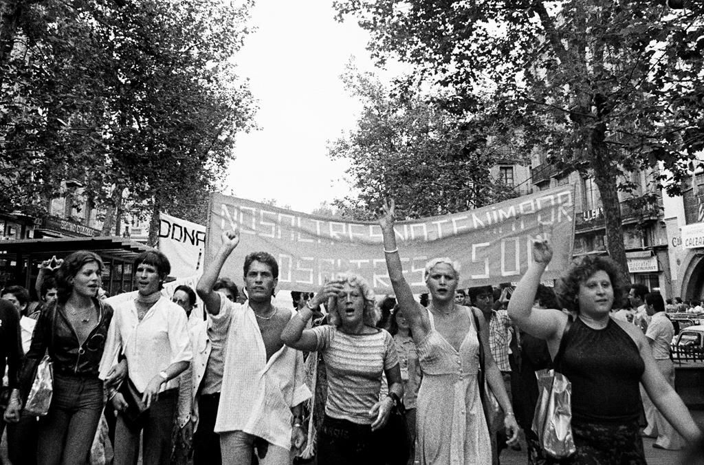 第一次同性恋示威游行。巴塞罗那，1977 年