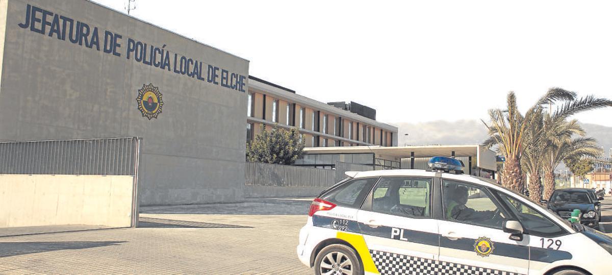 La Jefatura de la Policía Local de Elche, en una imagen de archivo
