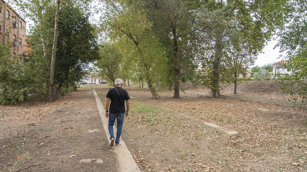 Estado actual del parque del Vivero, entre Las Moreras y la avenida de Elvas.