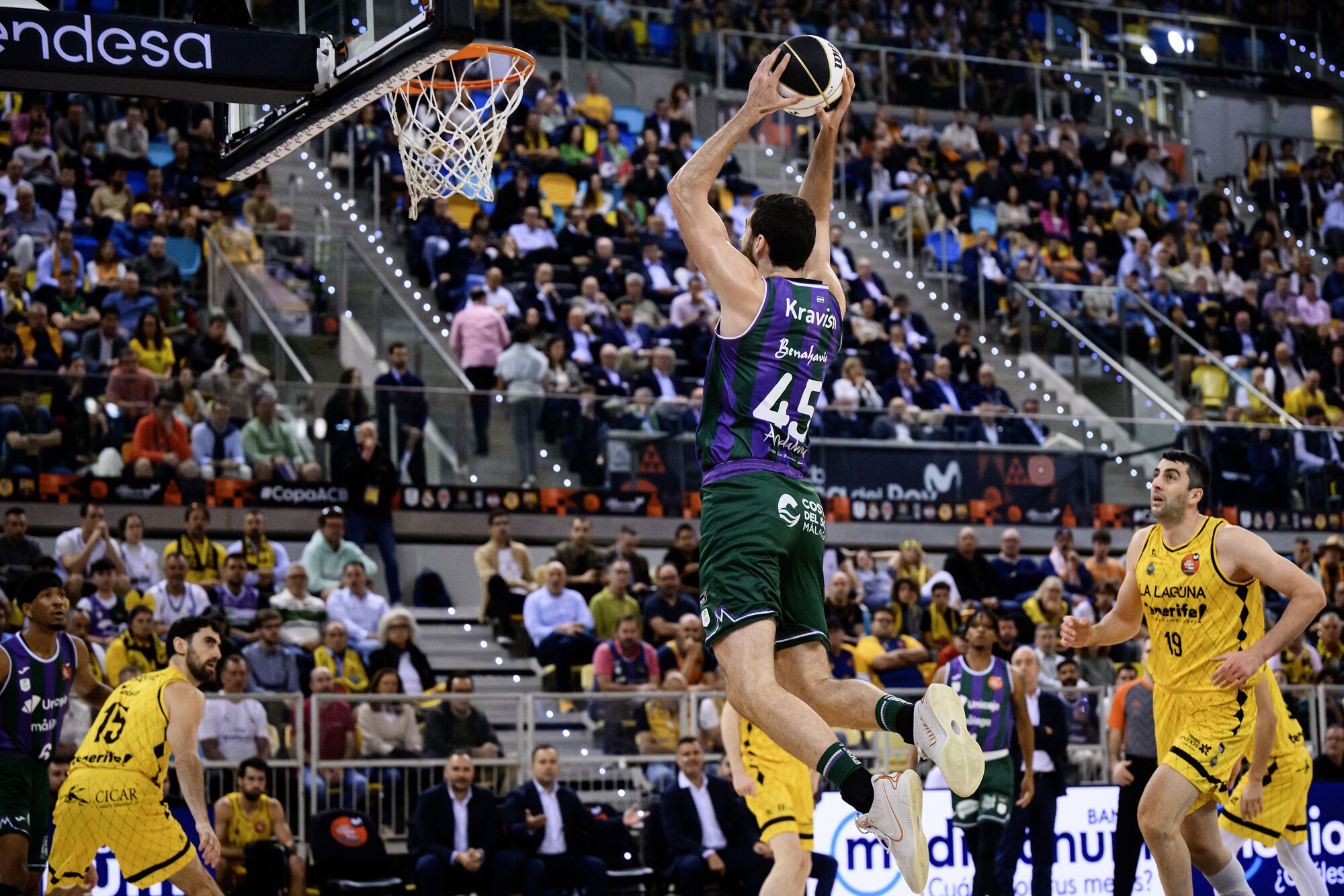 Semifinal de la Copa que enfrenta al Unicaja y al Laguna Tenerife