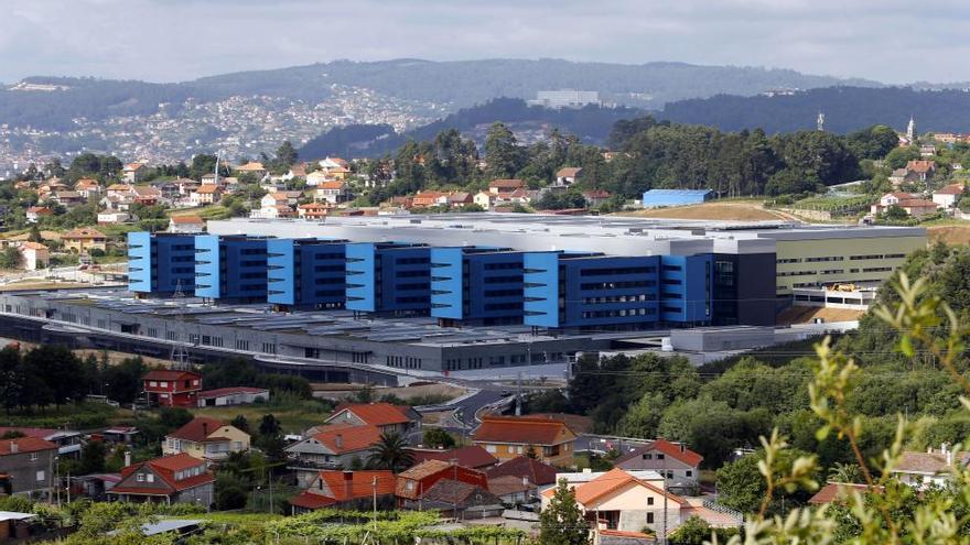 Vista del nuevo hospital de Vigo. // Marta G. Brea