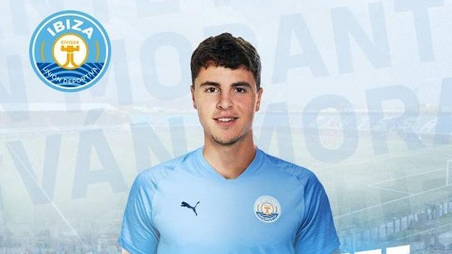 Fotomontaje del club para anunciar que Iván Morante ya es oficialmente nuevo jugador de la UD Ibiza.