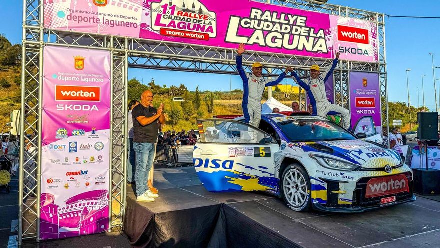 Enrique Cruz arrasa en La Laguna y acaricia el Mundialito