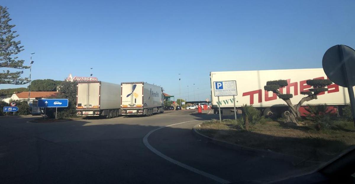 Compromís denuncia la congestión de las áreas de descanso de la AP-7 desde la liberalización del tráfico