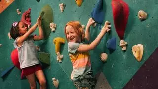 Aventura y diversión en las vacaciones: campamentos de escalada para niños en Madrid