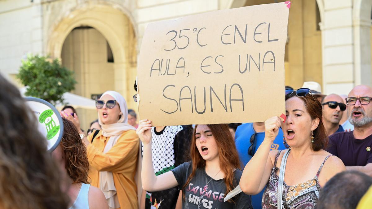 Educación envía los hasta 25.000 euros para climatizar cada colegio con críticas de STEPV por la falta de instrucciones