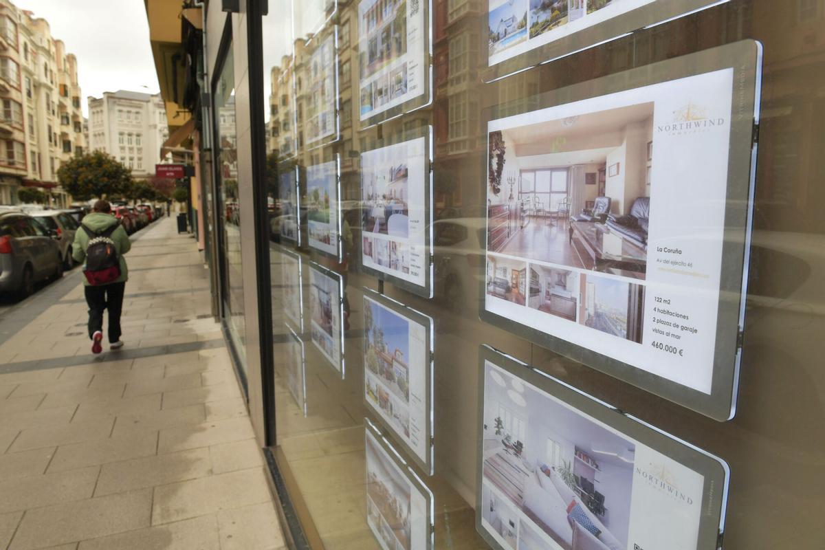 Ofertas en una inmobiliaria de A Coruña.
