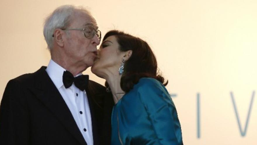 Michael Caine llega con fuerza a Cannes