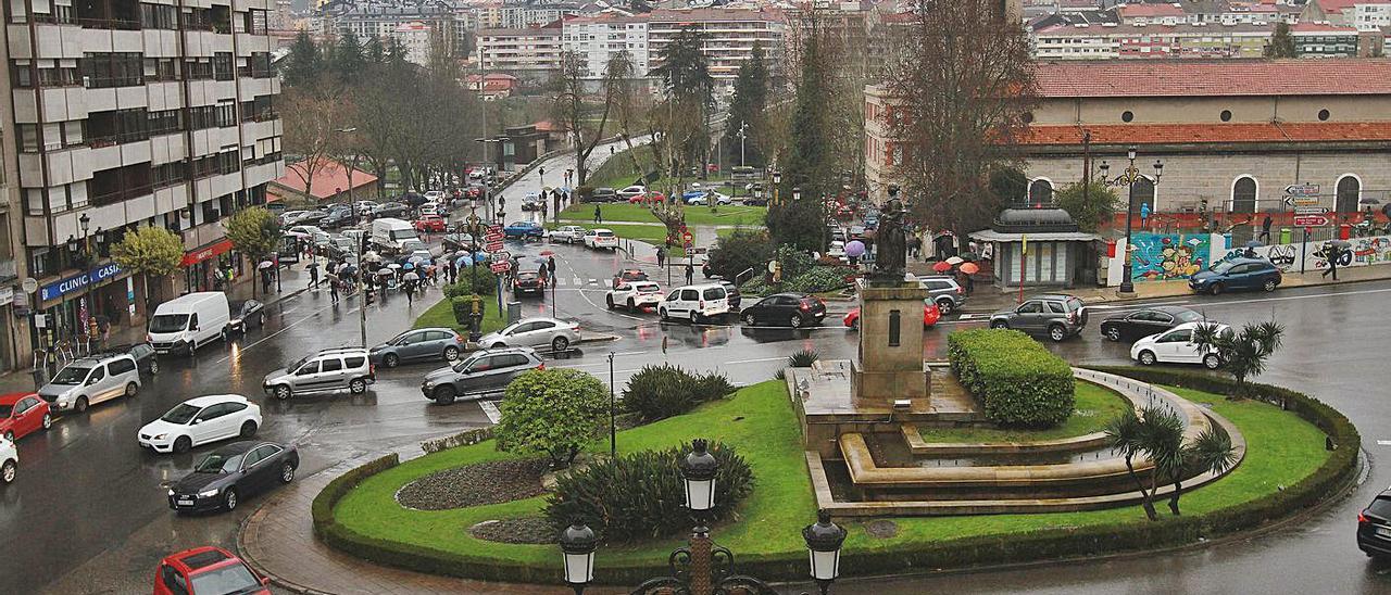 Plaza de Concepción Arenal sobre la que pilota el proyecto de soterramiento del tráfico. |  // IÑAKI OSORIO