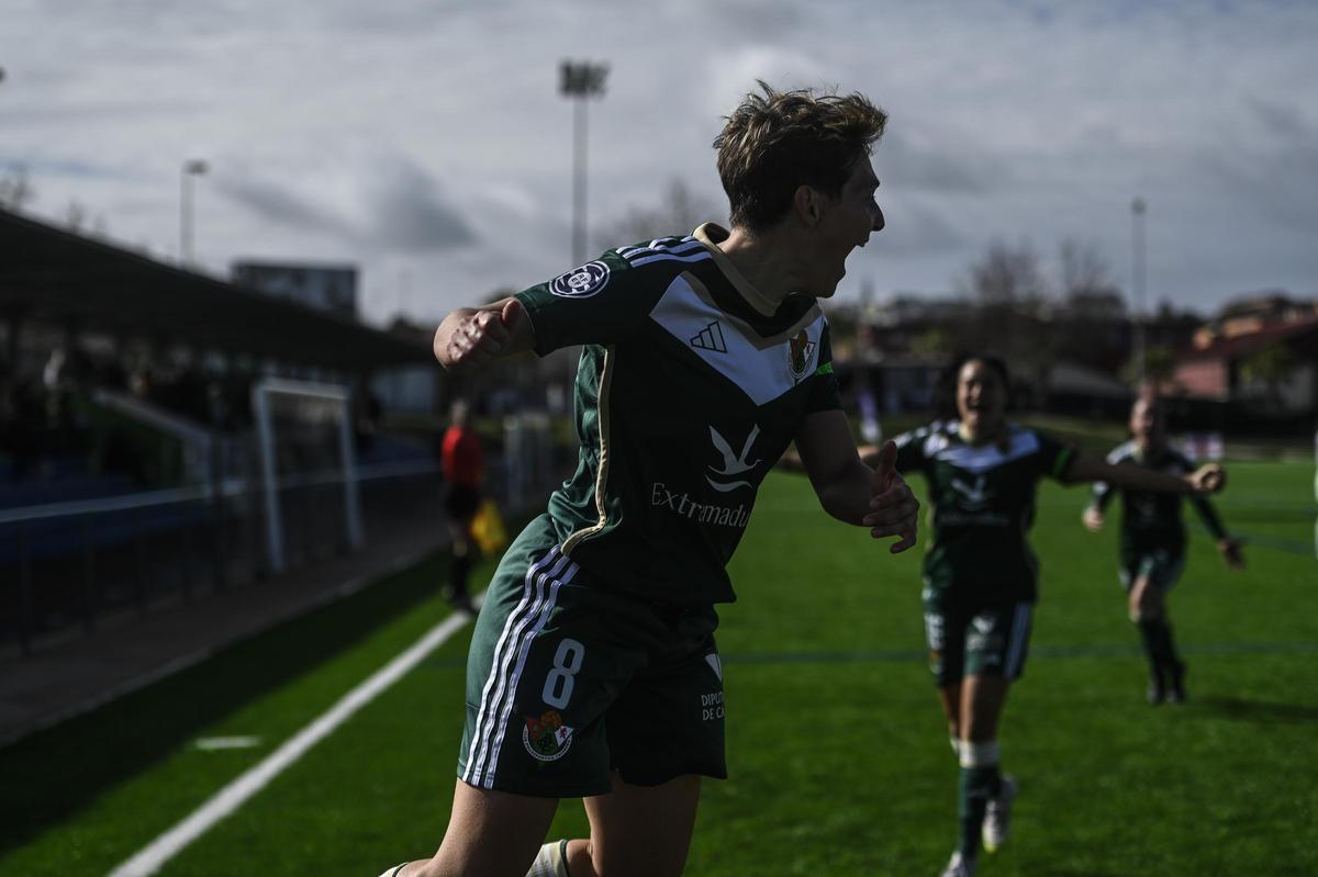 Las imágenes del Cacereño Femenino-Europa