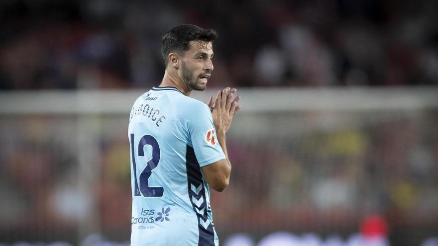 Enzo Loiodice amplía su vínculo con la UD Las Palmas hasta 2028