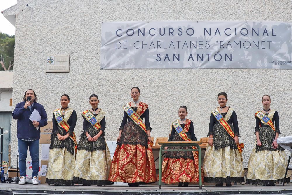 Orihuela celebra San Antón con el concurso de charlatanes, bendición y distinciones